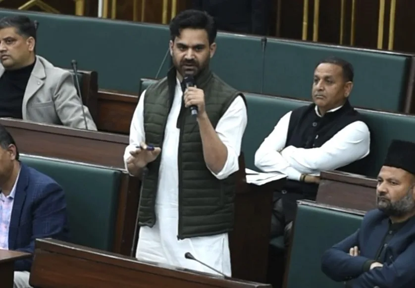 PDP MLA Waheed Para Introduces Bill for New Divisions, New Districts in J&K